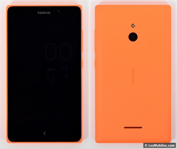 Nokia XL : avant /arrière