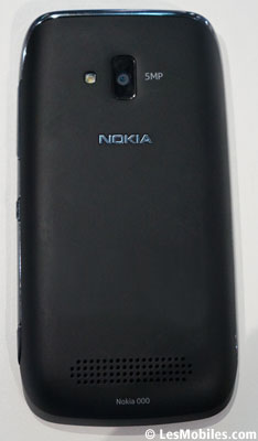Nokia Lumia 610 MWC 2012 prise en main Windows Phone entrée de gamme
