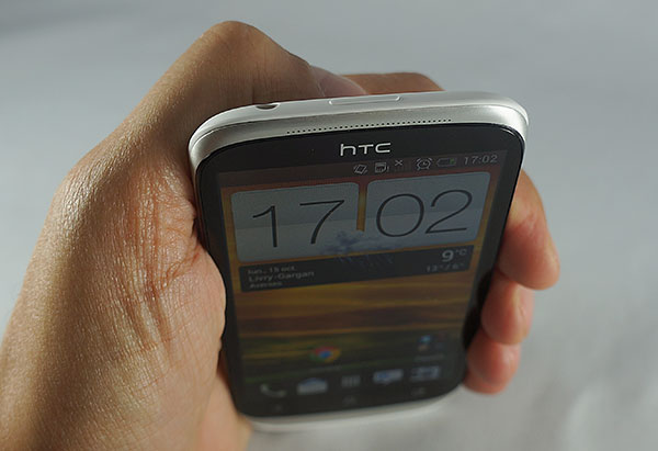  HTC Desire X : smartphone