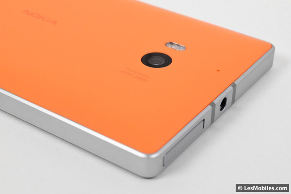 Nokia Lumia 930 capteur photo et nano SIM