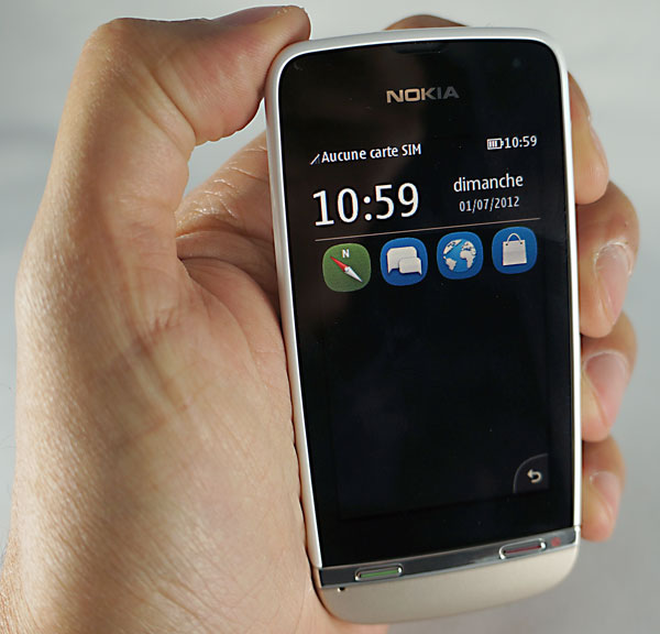 Test Nokia Asha 311 : design
