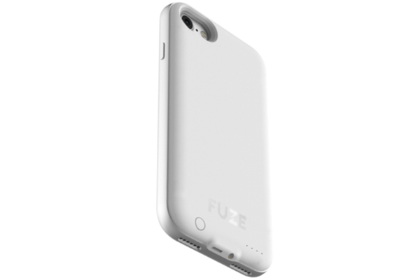 Apple iPhone 7 : la coque Fuze ajoute une prise casque, et même une batterie en prime !