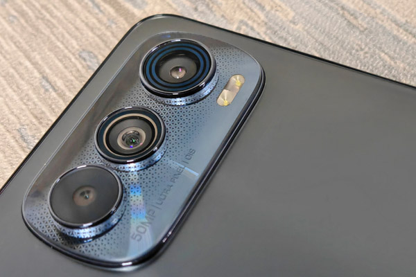 Bloc caméra Motorola edge 30
