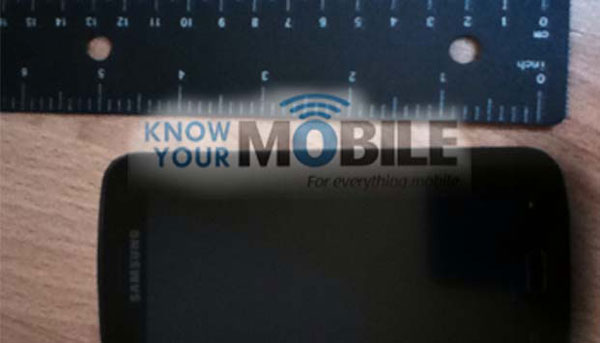 Samsung Galaxy S3 : une nouvelle photo qui révèle la taille de l'écran