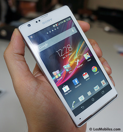 Prise en main Sony Xperia SP : un très bon rapport qualité-prix pour ce milieu de gamme Android ?