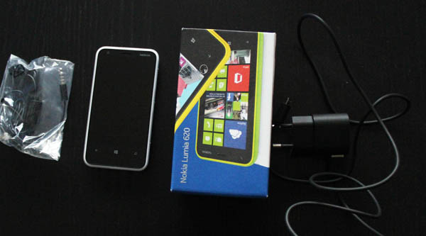 Nokia Lumia 620 boite