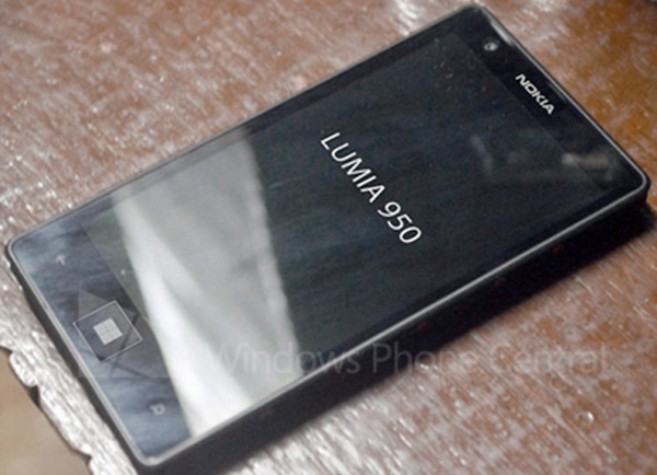 Nokia Lumia 950 : une photo de prototype dans la nature