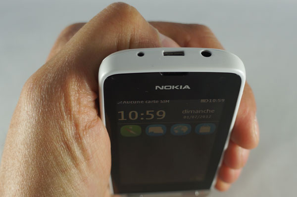 Test Nokia Asha 311 : design