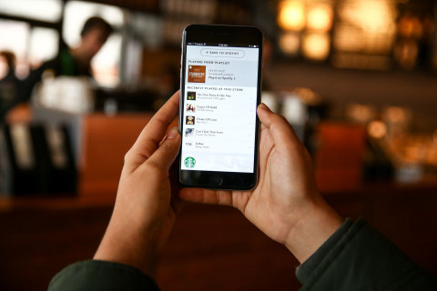 Spotify signe un partenariat avec Starbucks aux États-Unis