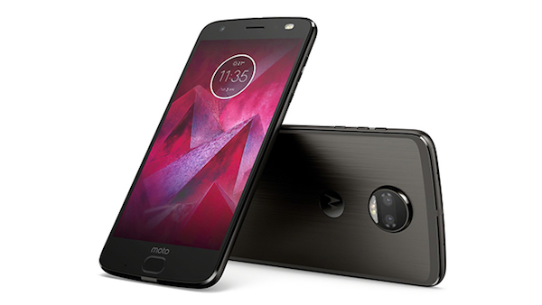 Motorola Moto Z2 Force : le retour du mobile avec écran «incassable»