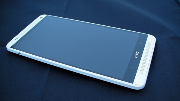 HTC One Max design