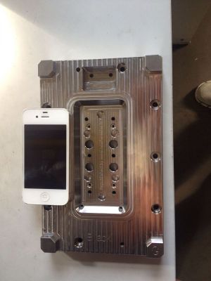 Plusieurs fuites sur l'iPhone 6 confirmeraient l'écran de 4,7 pouces