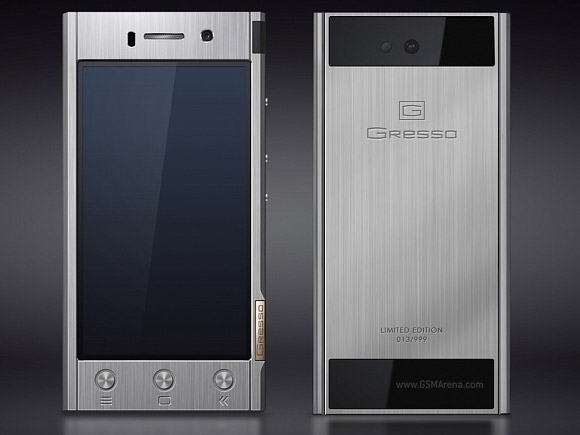 Idée cadeau : un mauvais smartphone Android à 1800 dollars par Gresso