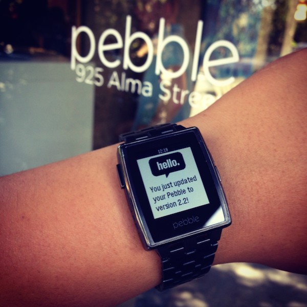 Pebble met à jour sa montre connectée et son application iOS
