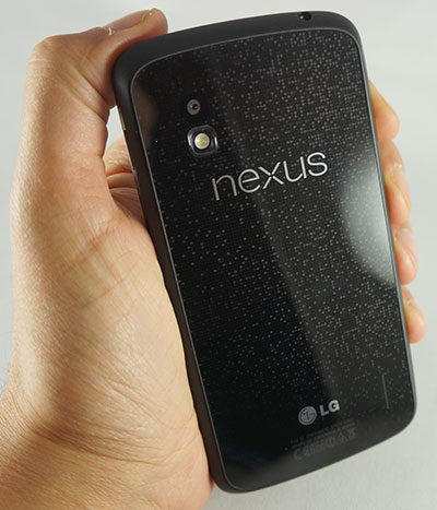 LG Google Nexus 4 : smartphone de dos 