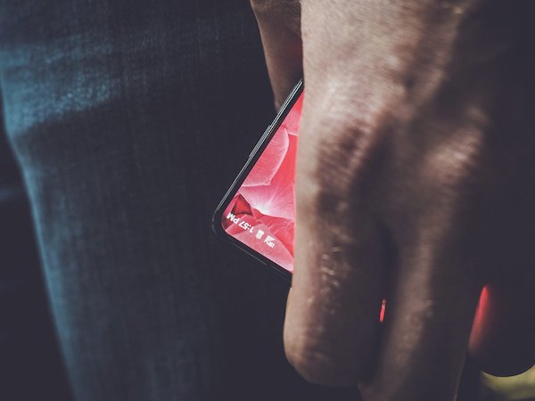 Le smartphone d’Andy Rubin intègrera un écran sans bordure