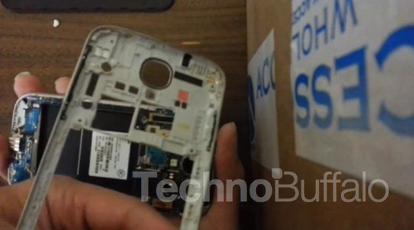 Samsung Galaxy S4 : il serait facile à réparer, contrairement au HTC One