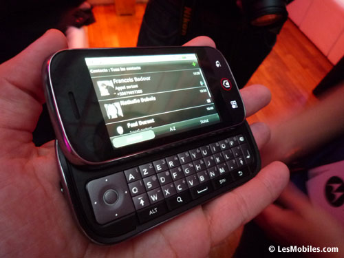 Le Motorola Dext disponible le 5 novembre chez Orange