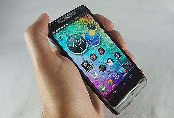 Motorola Razr i : l'écran