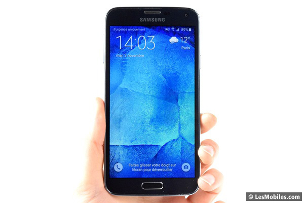 Test du Samsung Galaxy S5 New : une sensation rétro plutôt agréable