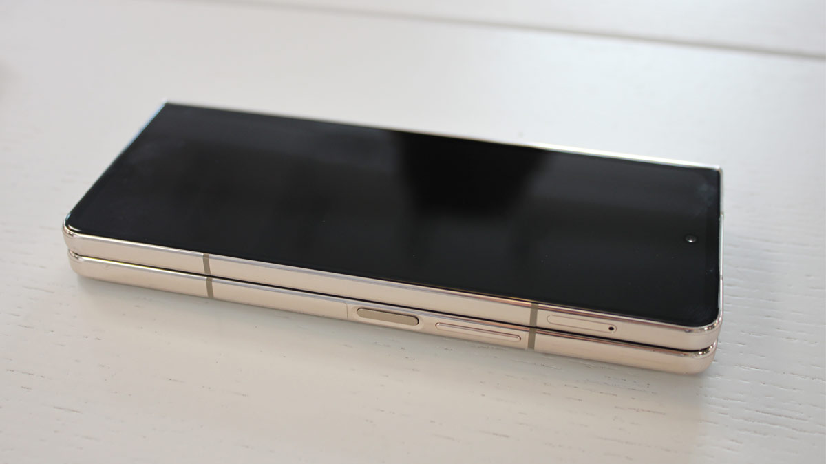 Le Samsung Galaxy Z Fold5 aurait le même écran extérieur et les mêmes capteurs photo que le Galaxy Z Fold4