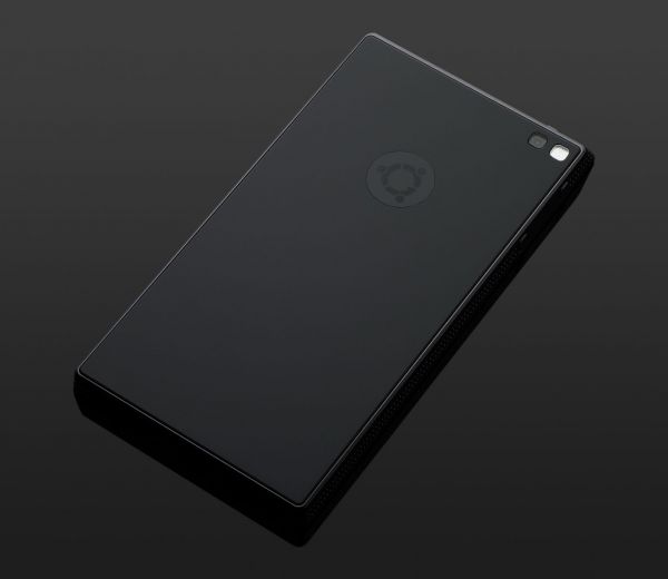 Le smartphone Ubuntu Edge récolte 3 millions de dollars en 24 heures !