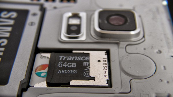 Samsung Galaxy S5 : carte micro SIM