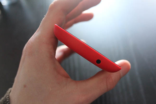Nokia Lumia 520 : tranche inférieure