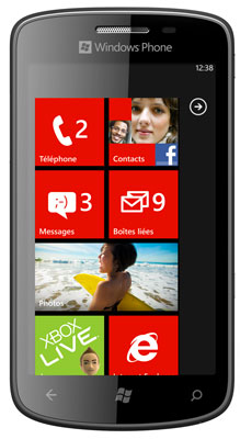 SFR lance son propre Windows Phone, l'Internet 7