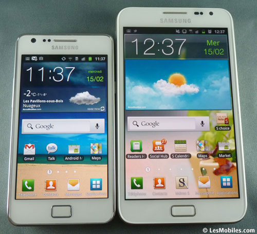 Samsung Galaxy Note blanc contre Samsung Galaxy S2 blanc : le comparatif en photos