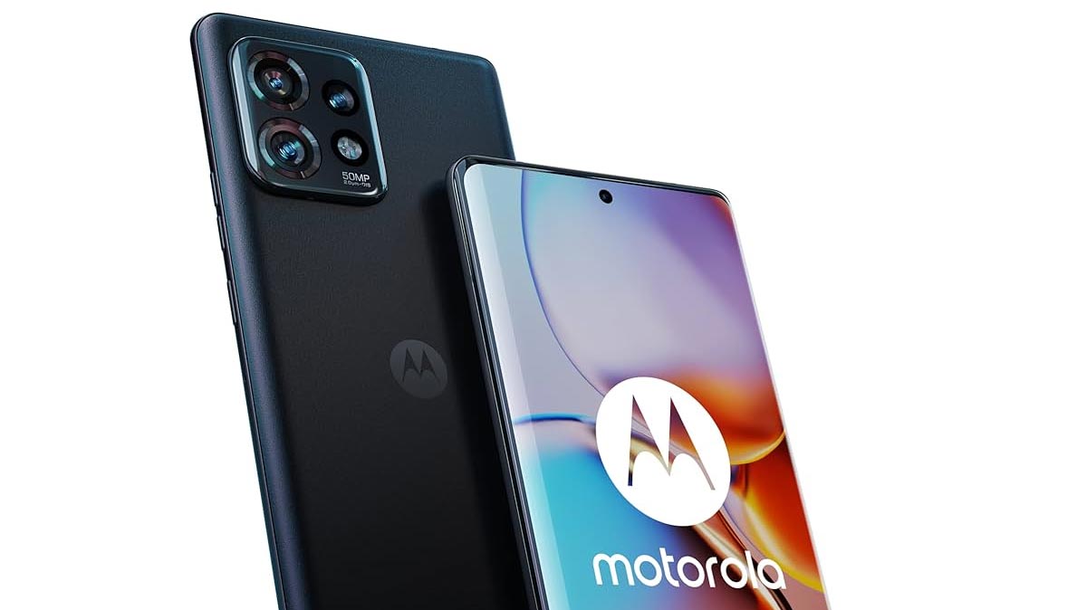 Le futur smartphone Motorola Moto edge50 Pro aurait une batterie qui se rechargerait très rapidement sans fil