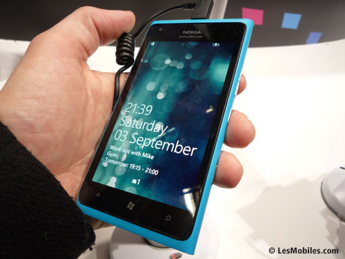 Nokia annonce l'arrivée du Lumia 900 (MWC 2012)