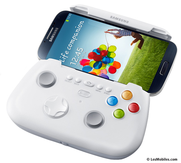 Samsung Galaxy S4 : le Game Pad commercialisé… et il n'est pas donné