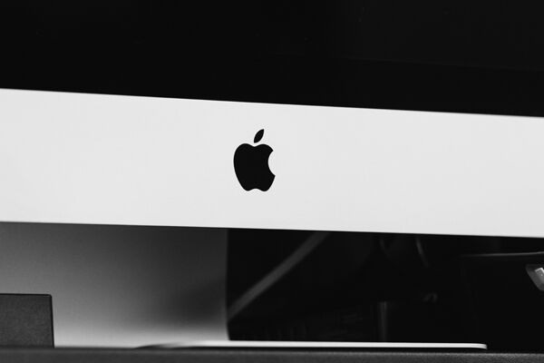 iPhone : RED by SFR fait chuter son prix à 409€, on ne rêvait pas mieux