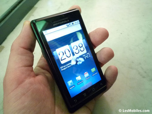 Le Motorola Milestone débarque chez RueDuCommerce