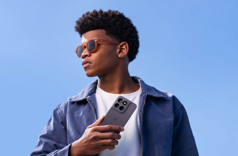 Motorola moto g67