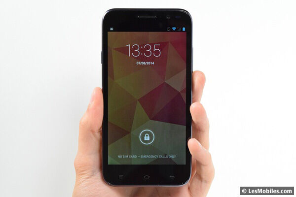 Test du Kazam Tornado2 5.0 : un bon smartphone pour regarder des vidéos, moins pour jouer