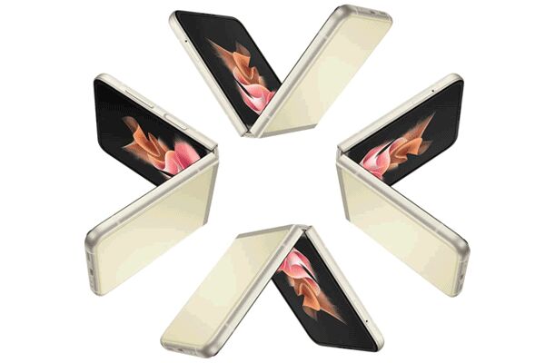 Prise en main du smartphone pliant Samsung Galaxy Z Flip 3, nos premières impressions