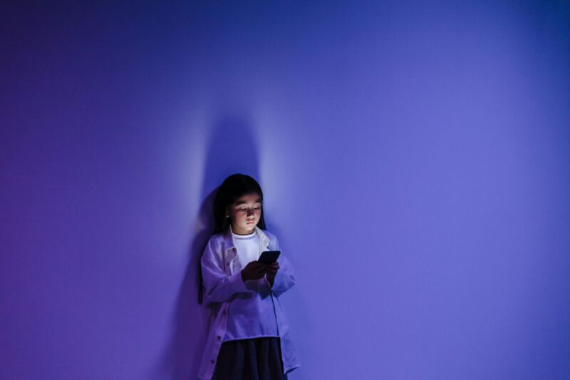 Acheter un smartphone à son enfant pour la rentrée en sixième ?