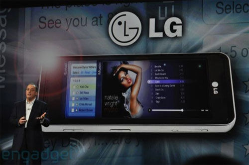 LG GW990 : 1er smartphone Moorestown
