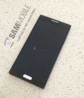 Samsung Galaxy Note 3 : le modèle avec un design différent n'est qu'un prototype du Galaxy S4