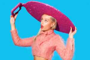 Vous aimez les chapeaux ? Et aussi les selfies ? Alors cet article est pour vous !
