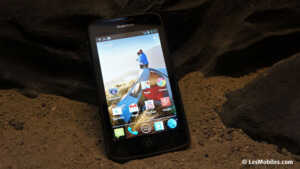 Prise en main du Quechua Phone 5'', le smartphone « mountainproof »