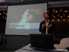 Le Nokia 808 PureView sera lancé en juin, mais sans les opérateurs