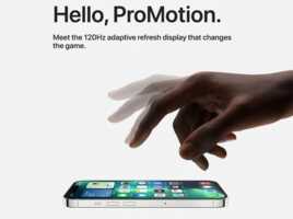 Un smartphone Apple avec écran 120Hz photographié sur fond blanc, éclairage studio, style publicitaire.