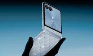 Motorola Swarovski Razr 60 pour illustration
