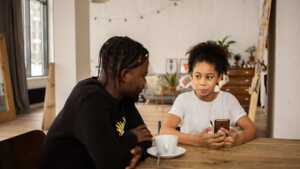 Contrôle parental : comment protéger la vie numérique des enfants