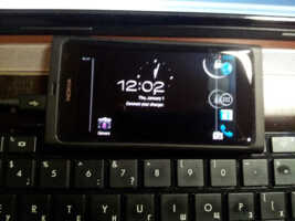 La première photo d'Android 4.0 ICS (Nitroid) sur le Nokia N9