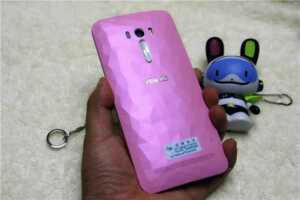 Asus ZenFone Selfie : une édition limitée avec 128 Go de stockage pour la Chine