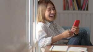 Les bons plans RED by SFR pour la rentrée : quatre forfaits illimités dès 4.99€ par mois